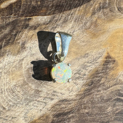 0.2ct Solid Lightning Ridge Opal Sterling Silver Pendant