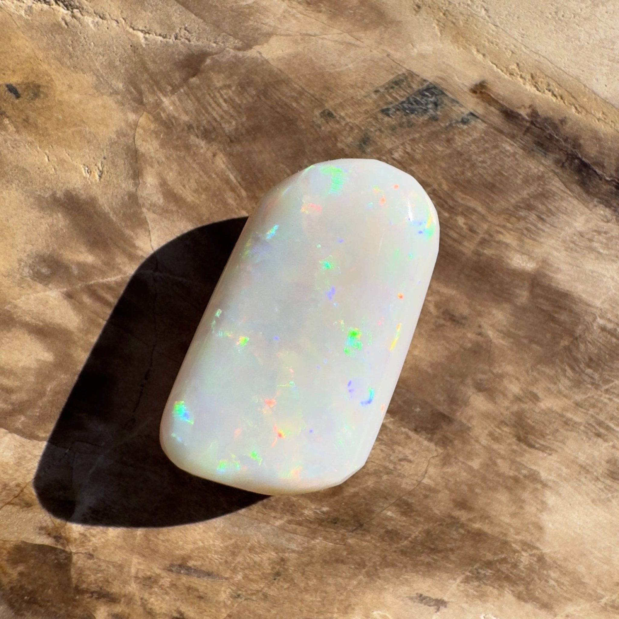 8.9CT Hand - cut Solid Coober Pedy Opal