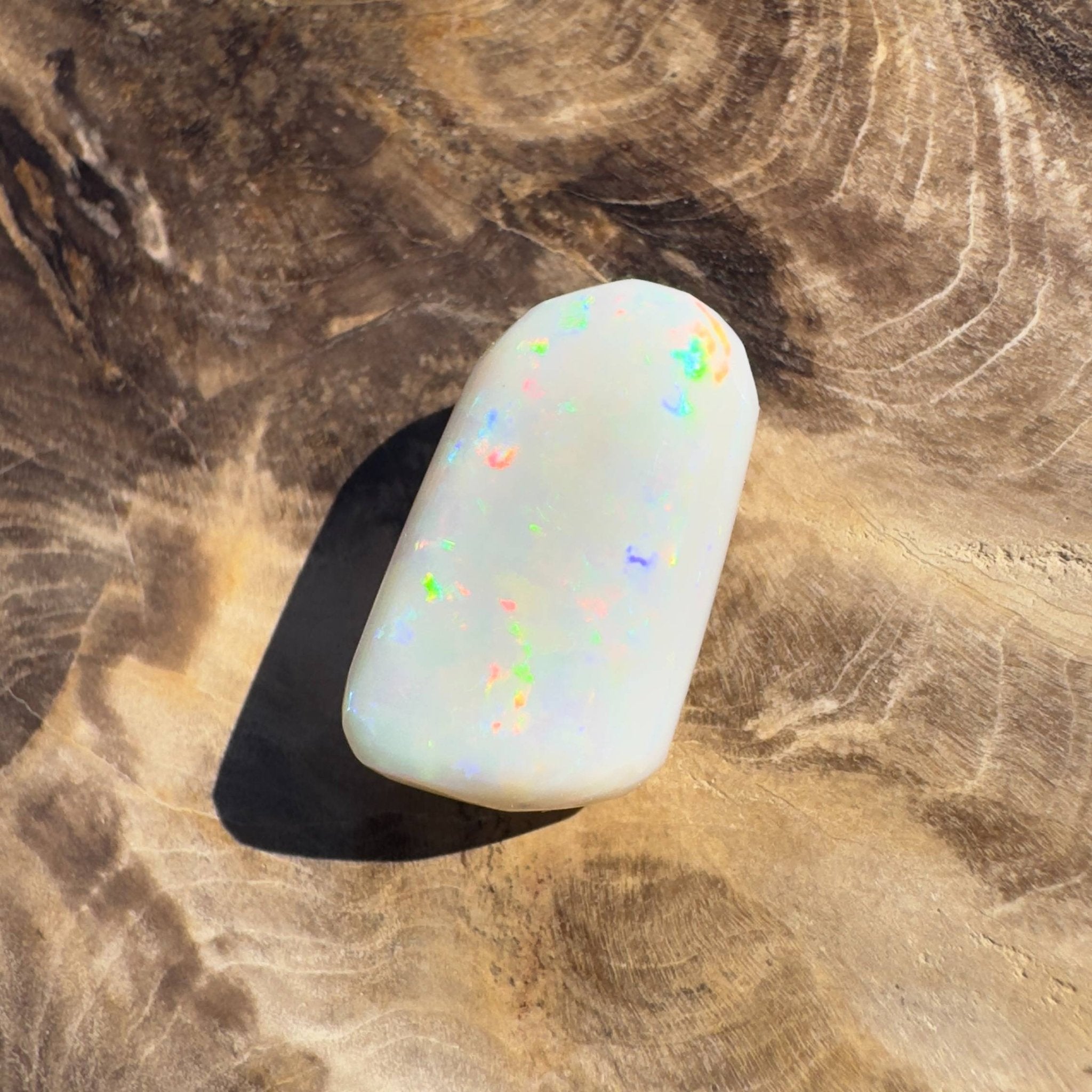 8.9CT Hand - cut Solid Coober Pedy Opal