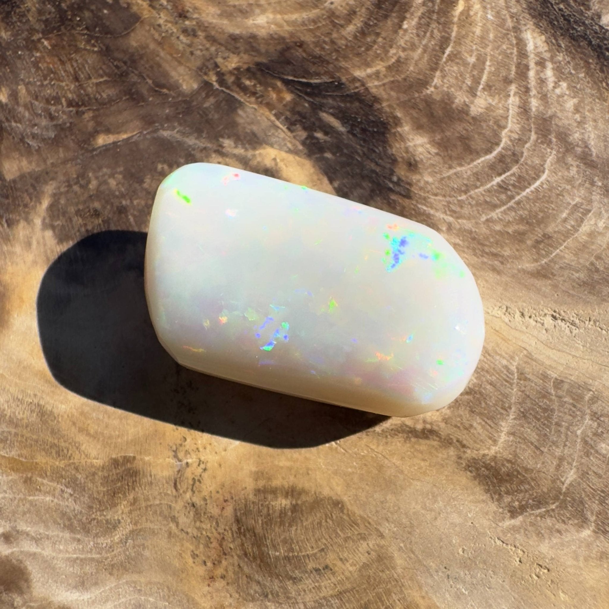 8.9CT Hand - cut Solid Coober Pedy Opal