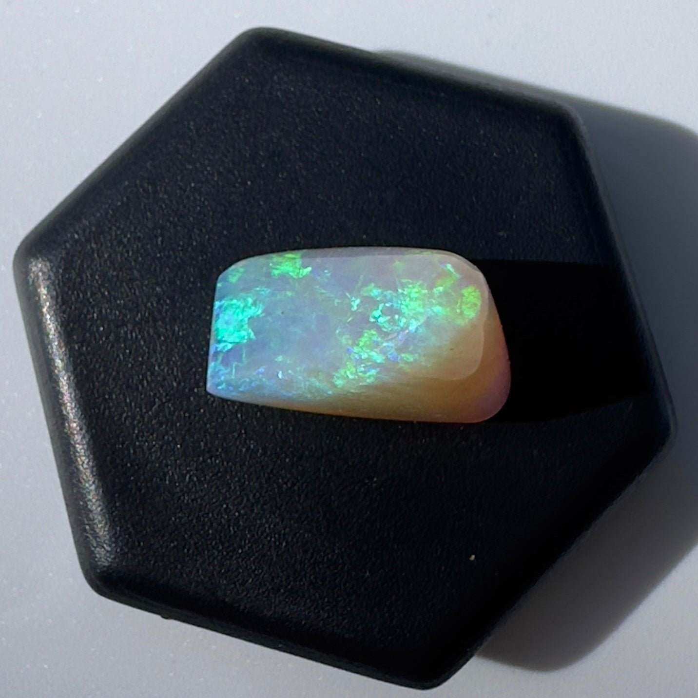 Australian Crystal Crystal Opal 3.7carat Solid Hand Cut Luxury - Iona Opal Australia