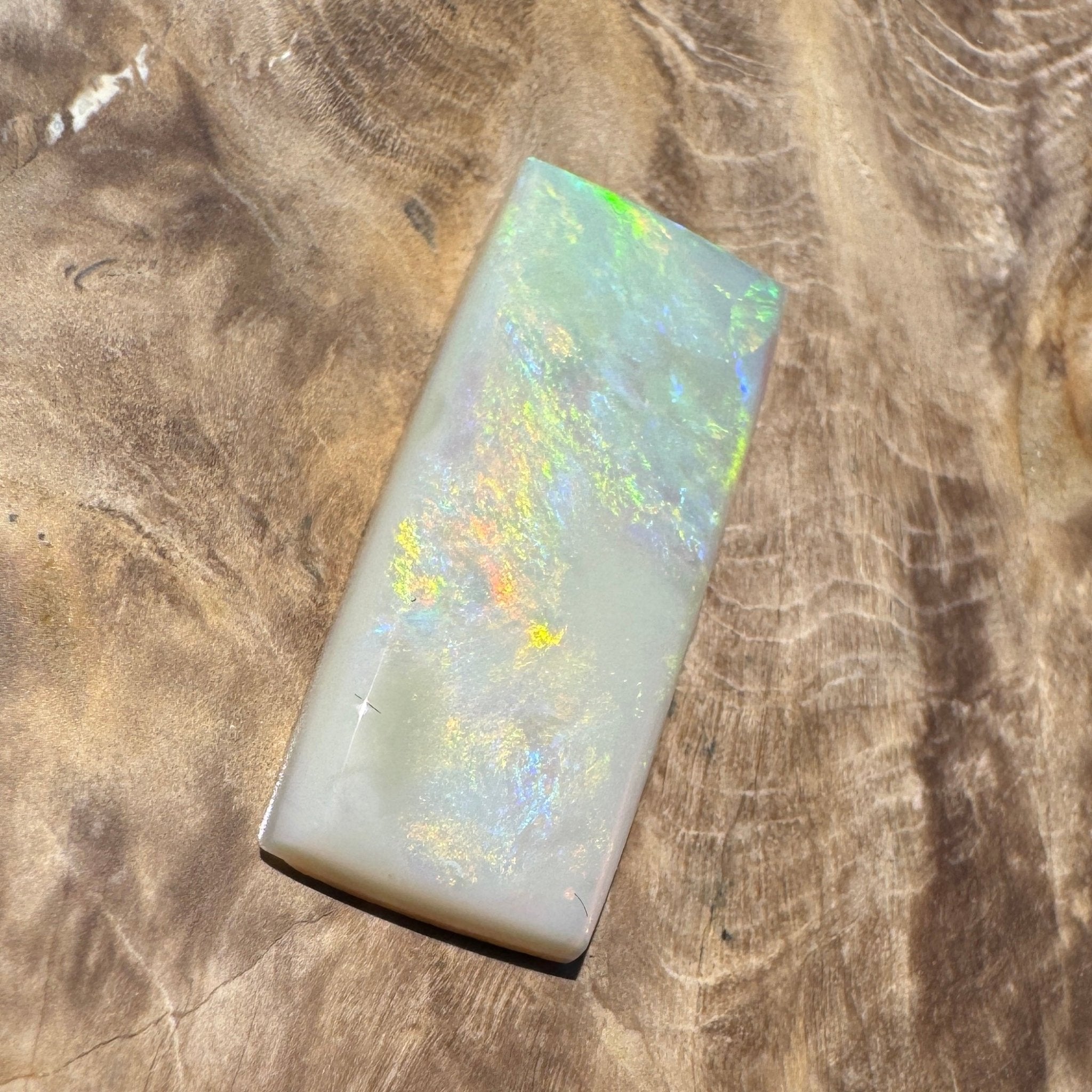 9.5ct Hand - cut Solid Mintabie Opal
