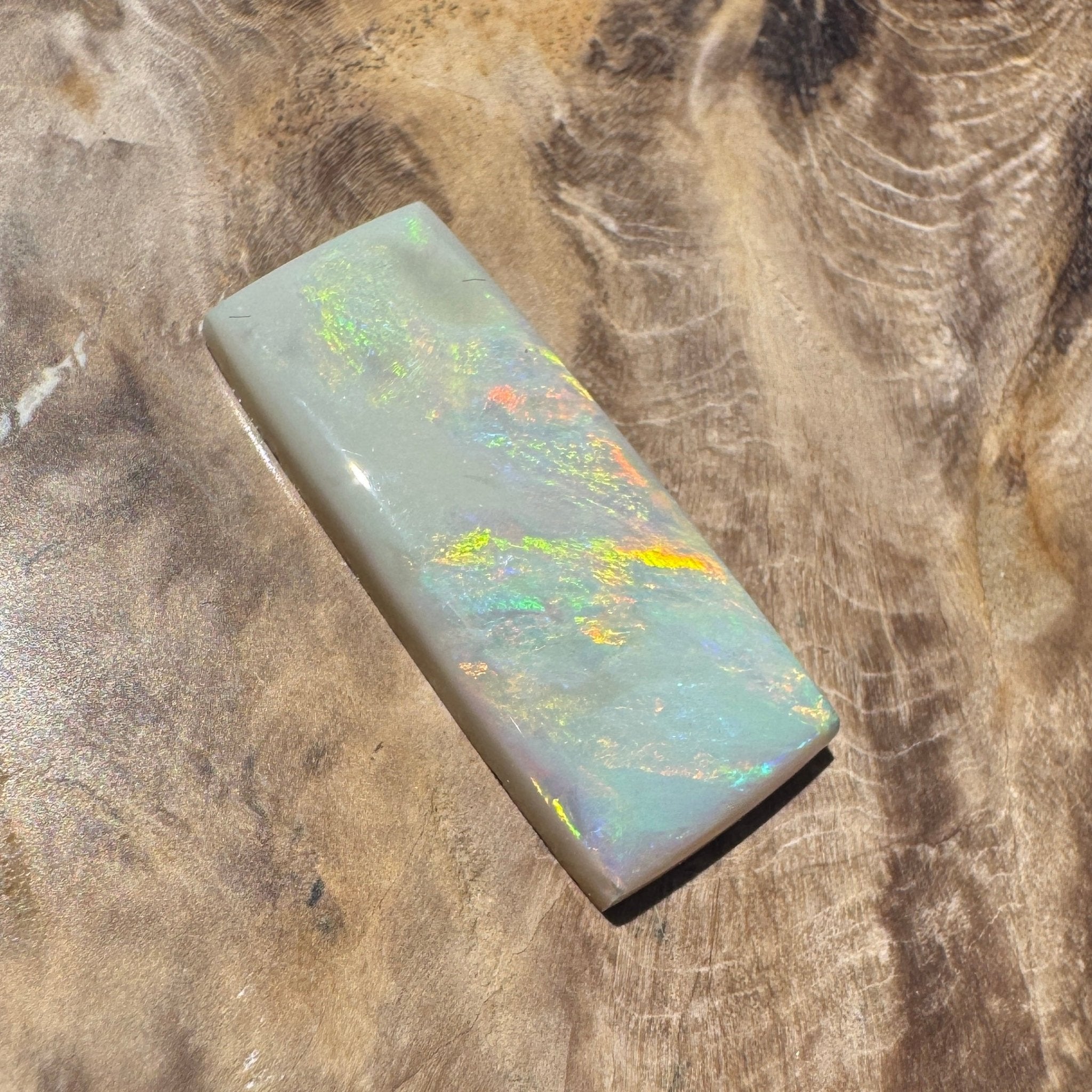 9.5ct Hand - cut Solid Mintabie Opal