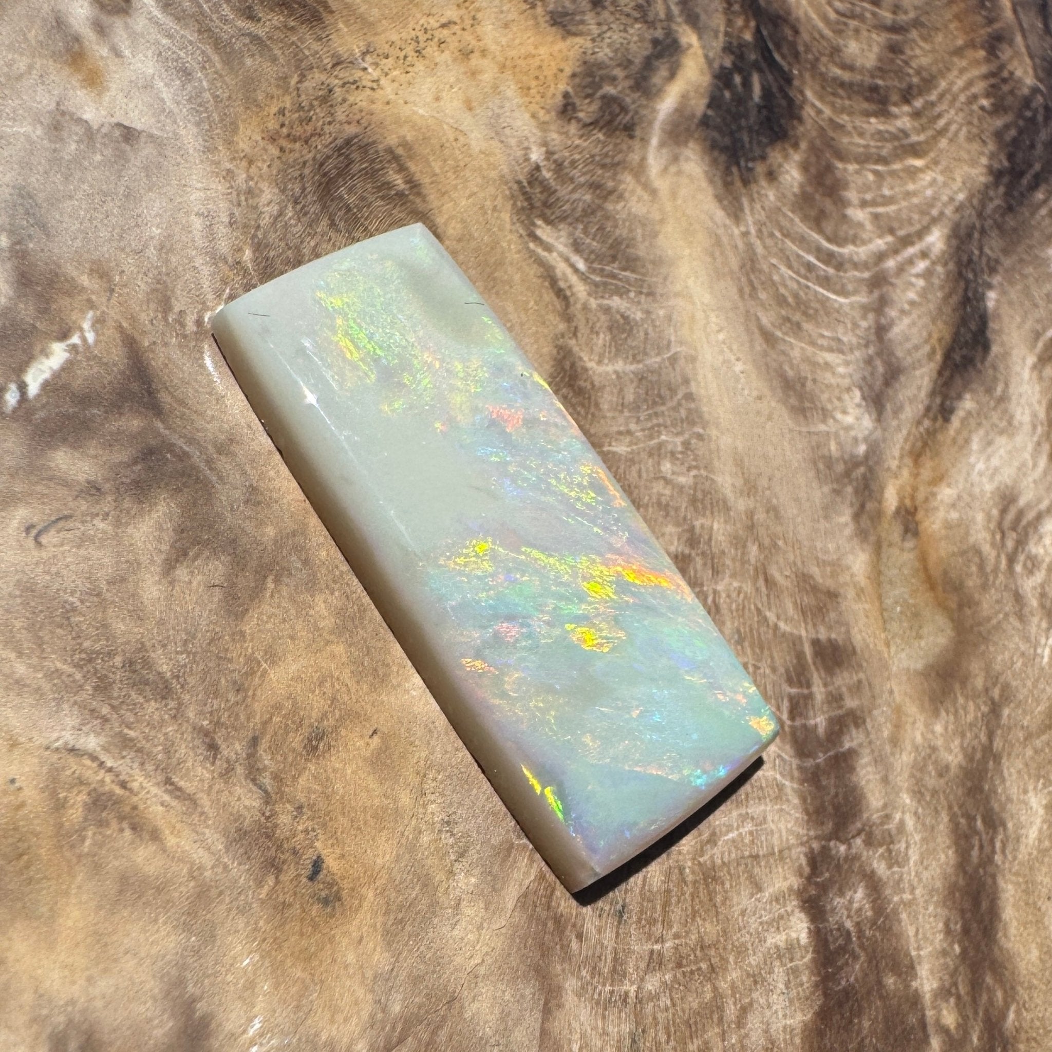 9.5ct Hand - cut Solid Mintabie Opal