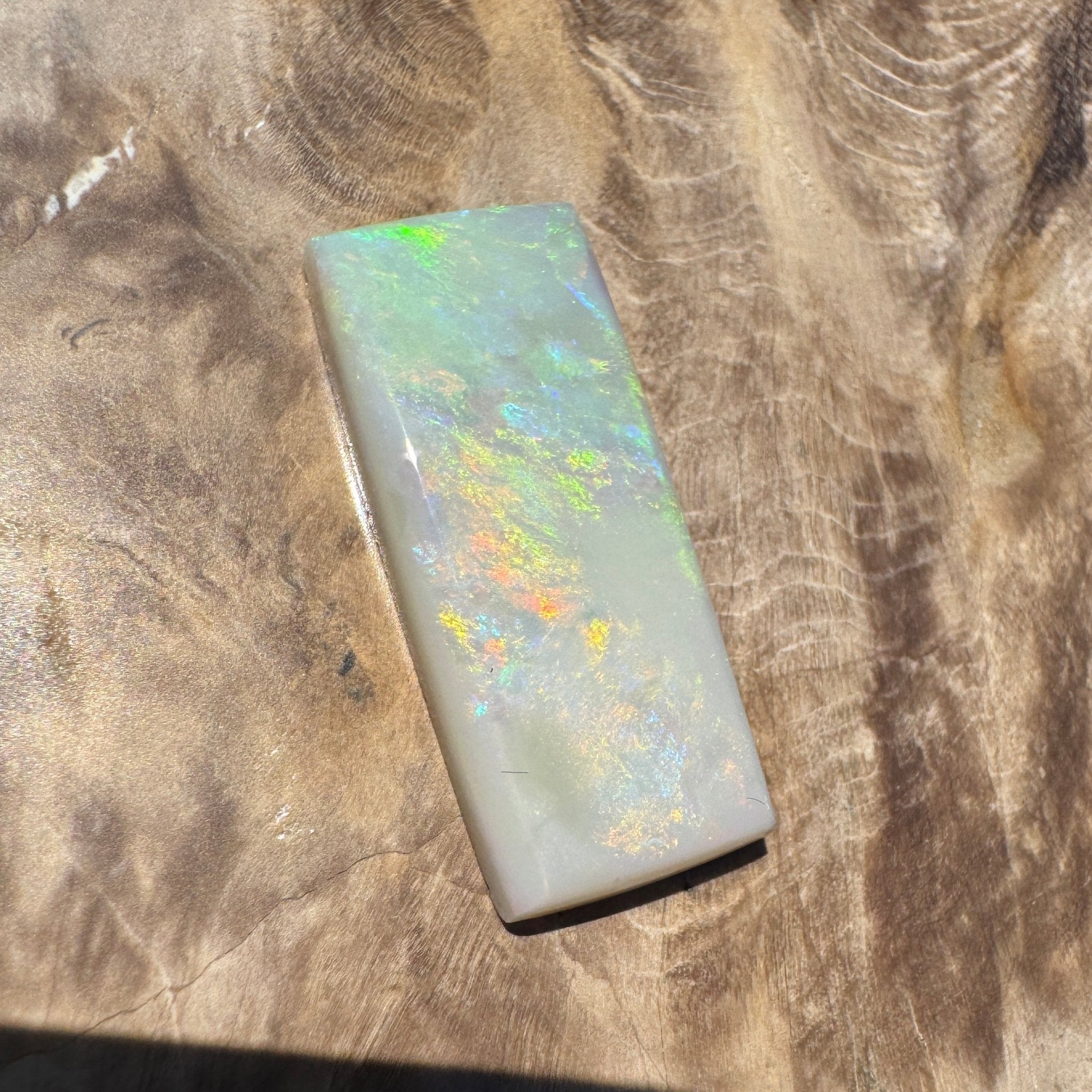 9.5ct Hand - cut Solid Mintabie Opal