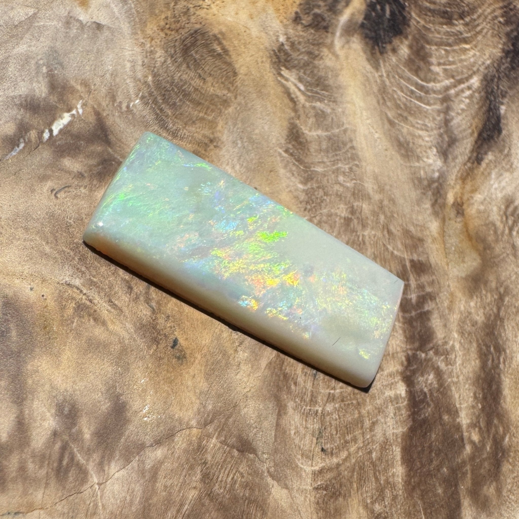 9.5ct Hand - cut Solid Mintabie Opal
