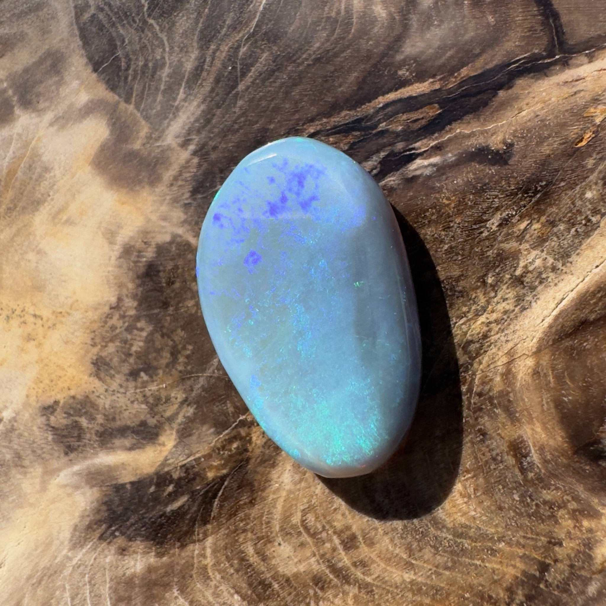 9.7ct Hand - cut Solid Lightning Ridge Semi Black Opal