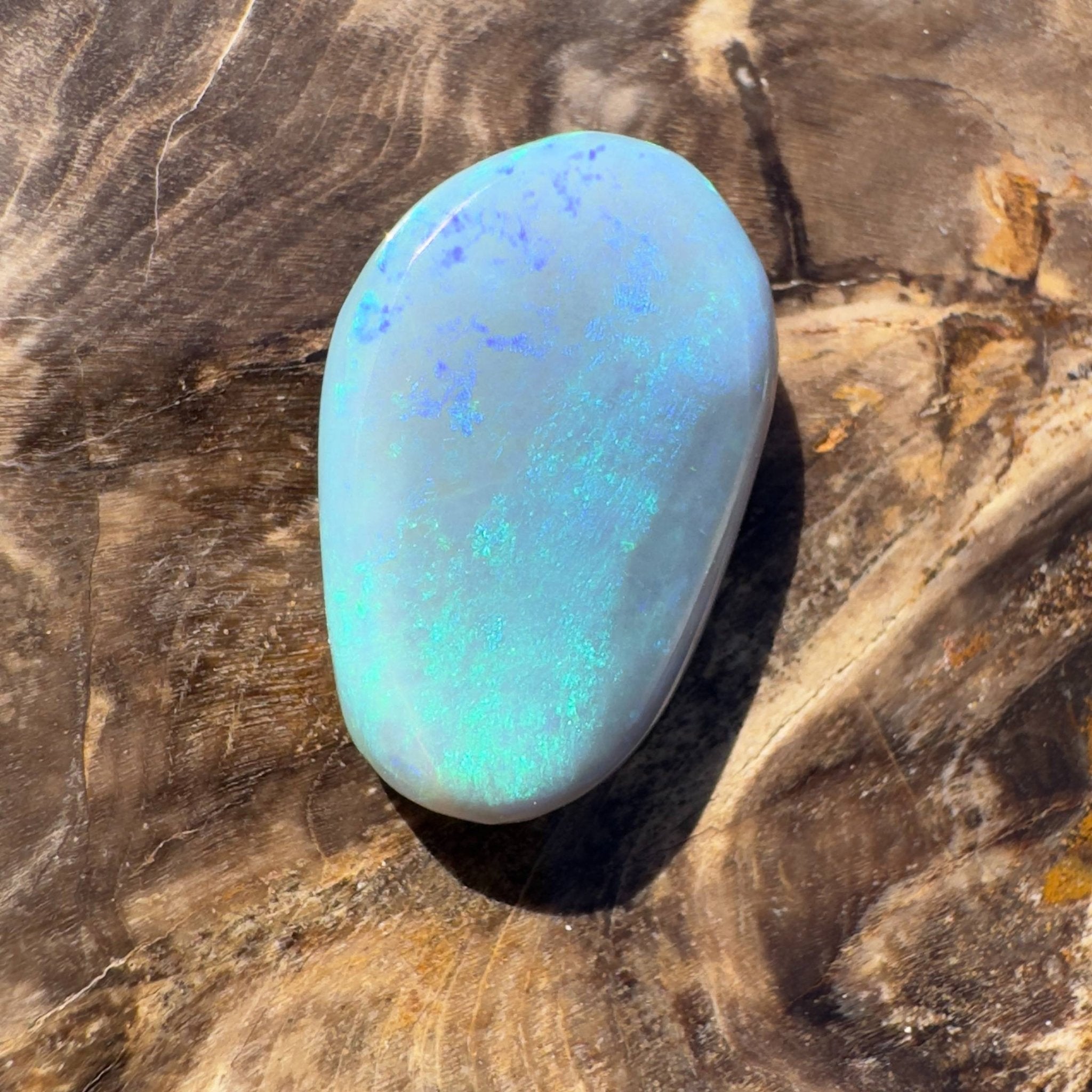 9.7ct Hand - cut Solid Lightning Ridge Semi Black Opal