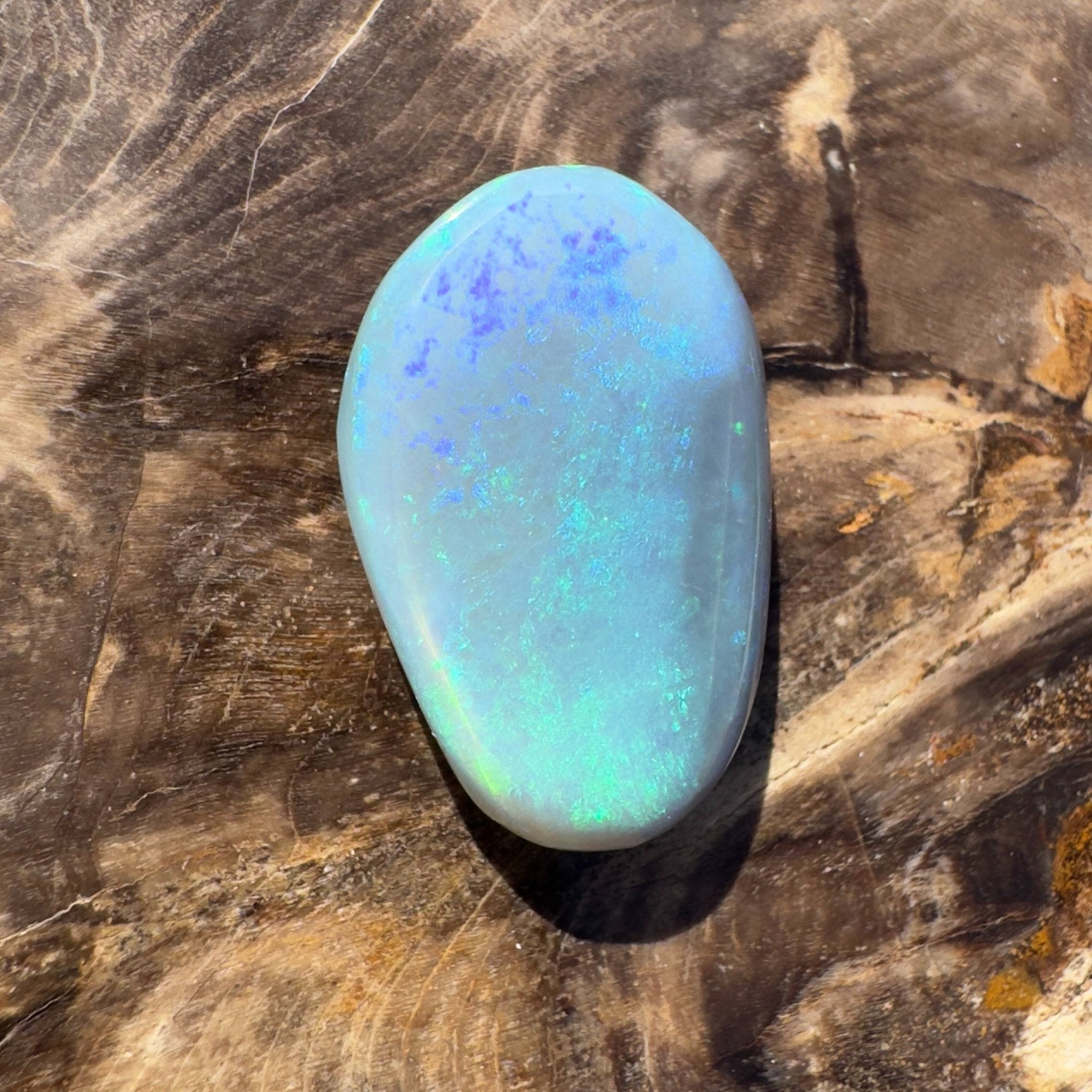 9.7ct Hand - cut Solid Lightning Ridge Semi Black Opal