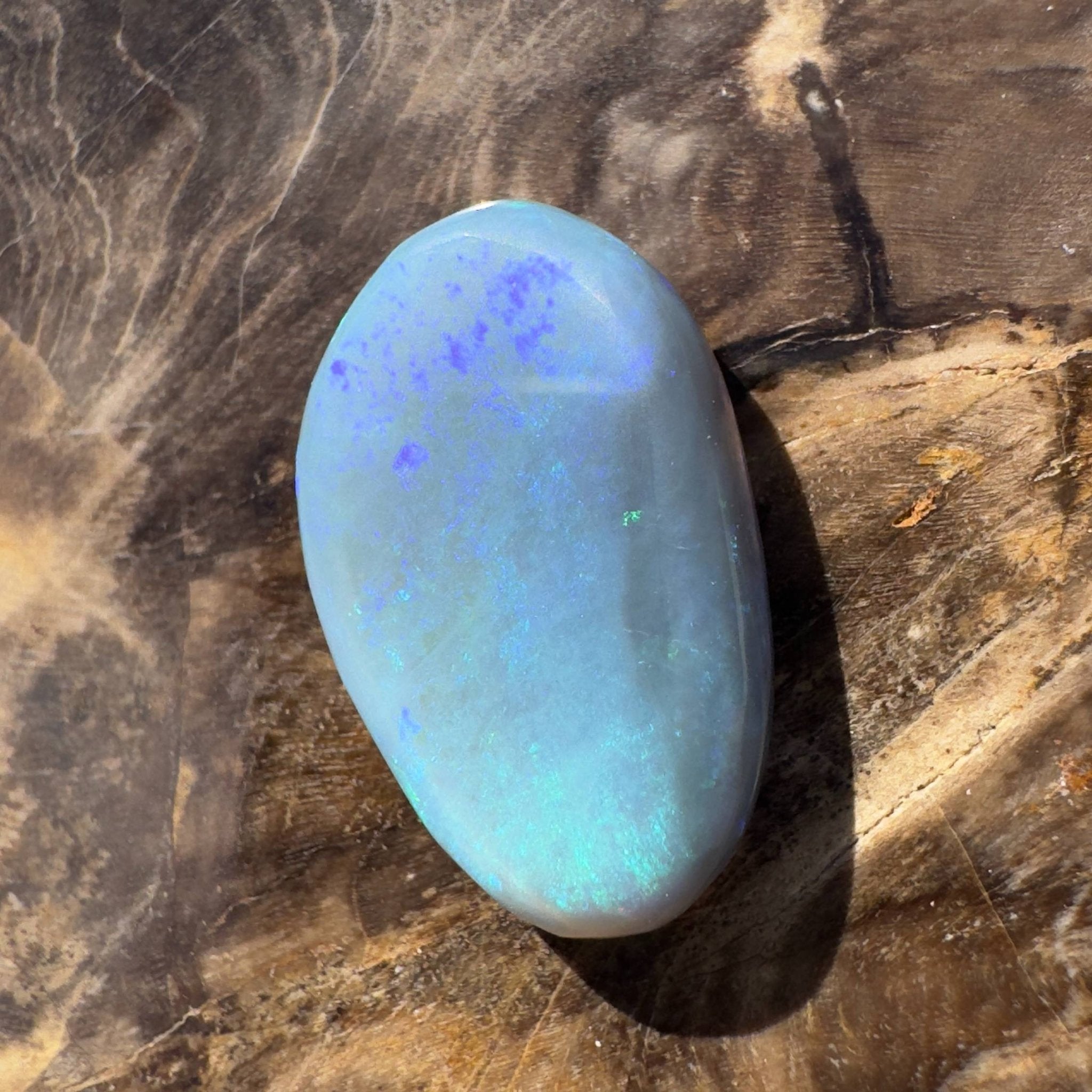 9.7ct Hand - cut Solid Lightning Ridge Semi Black Opal