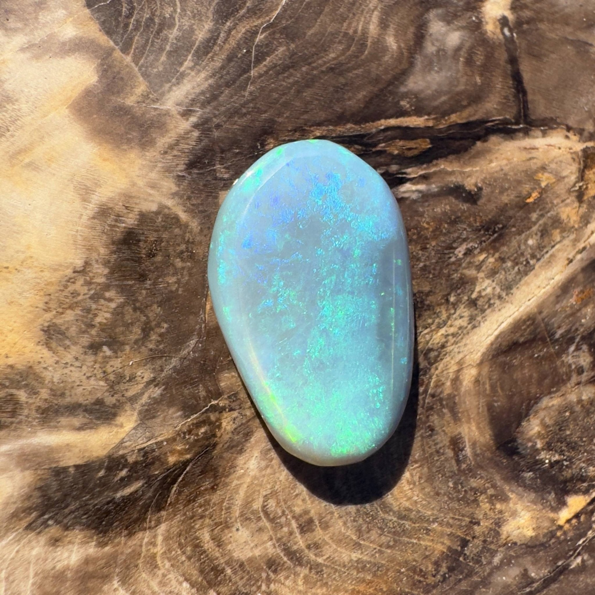 9.7ct Hand - cut Solid Lightning Ridge Semi Black Opal