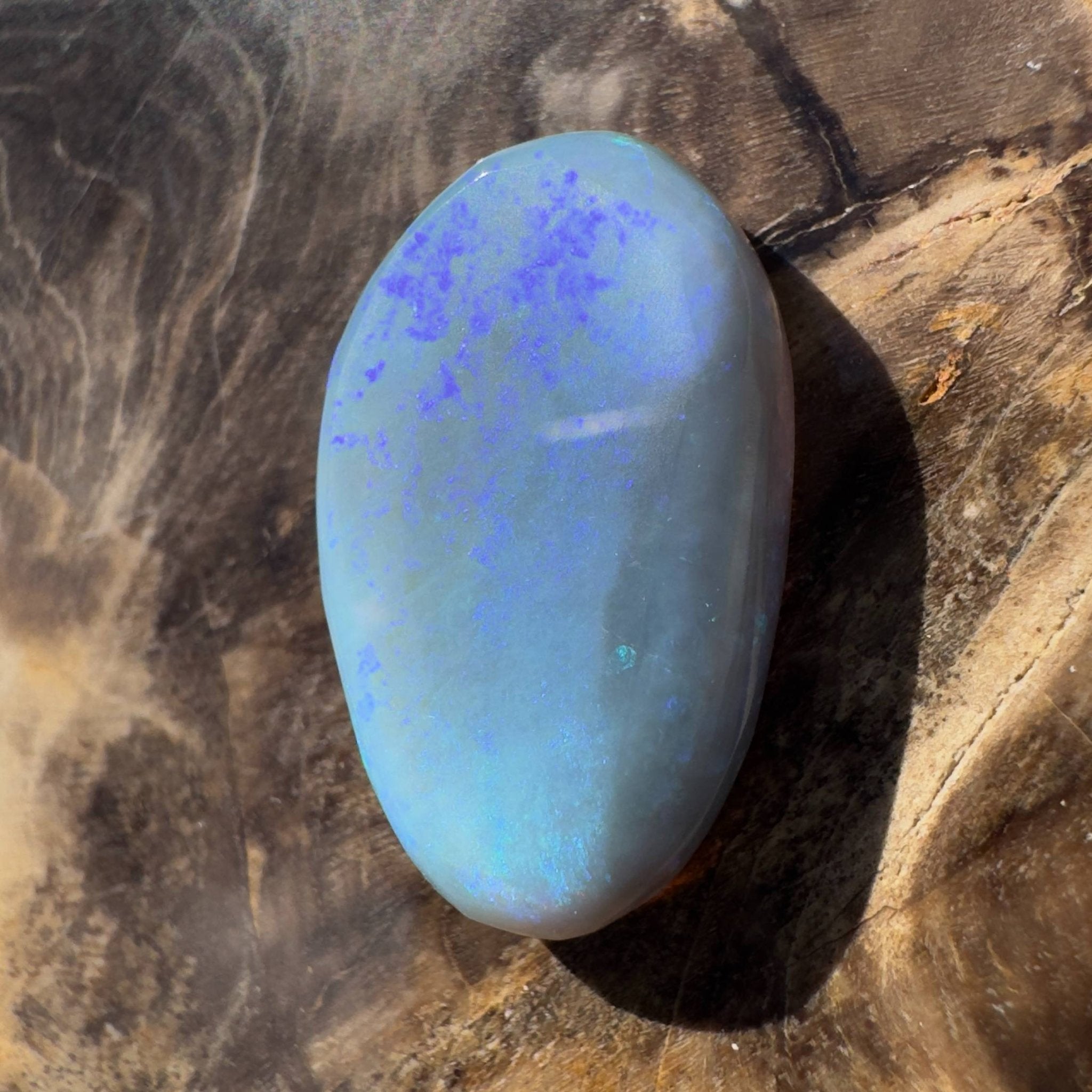 9.7ct Hand - cut Solid Lightning Ridge Semi Black Opal