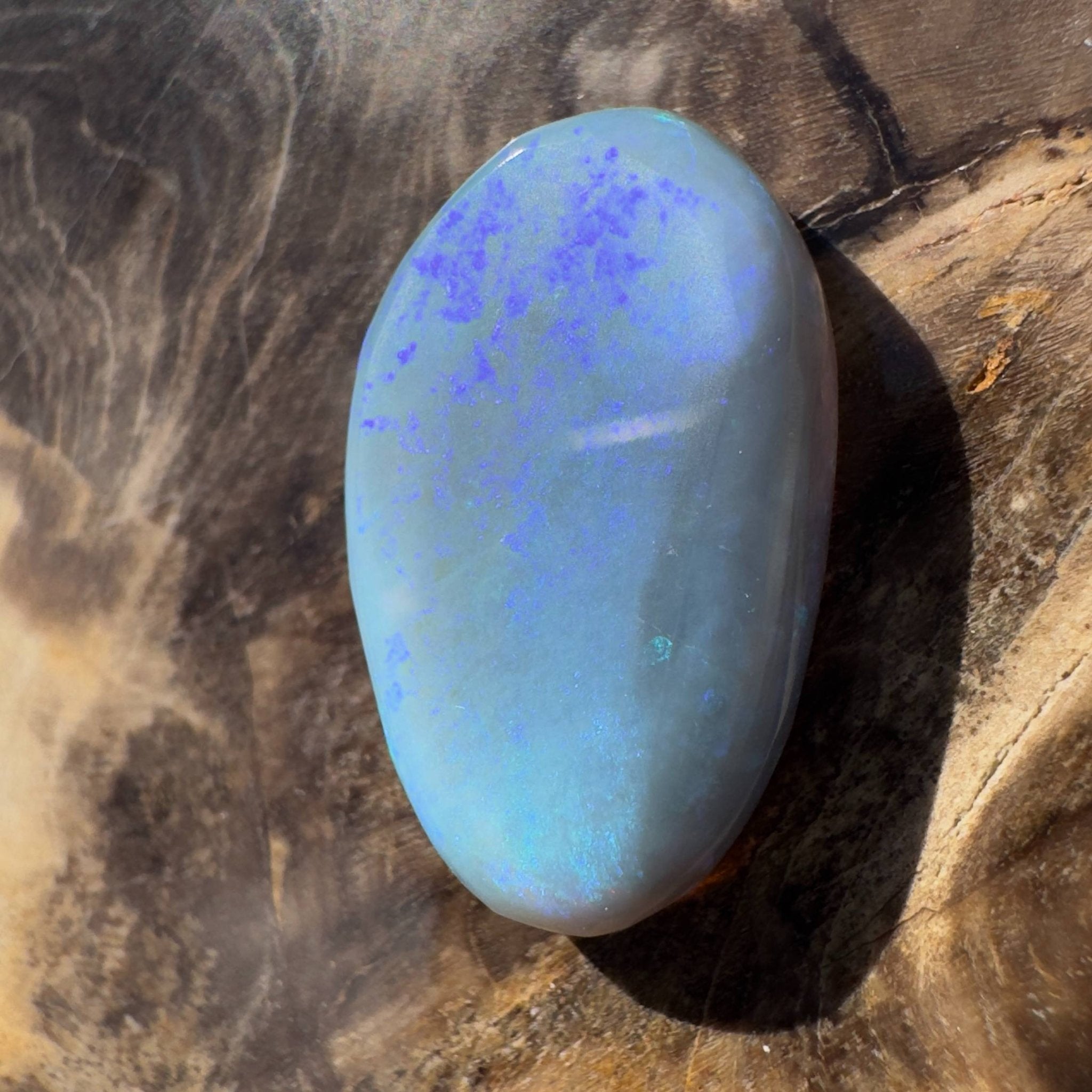 9.7ct Hand - cut Solid Lightning Ridge Semi Black Opal