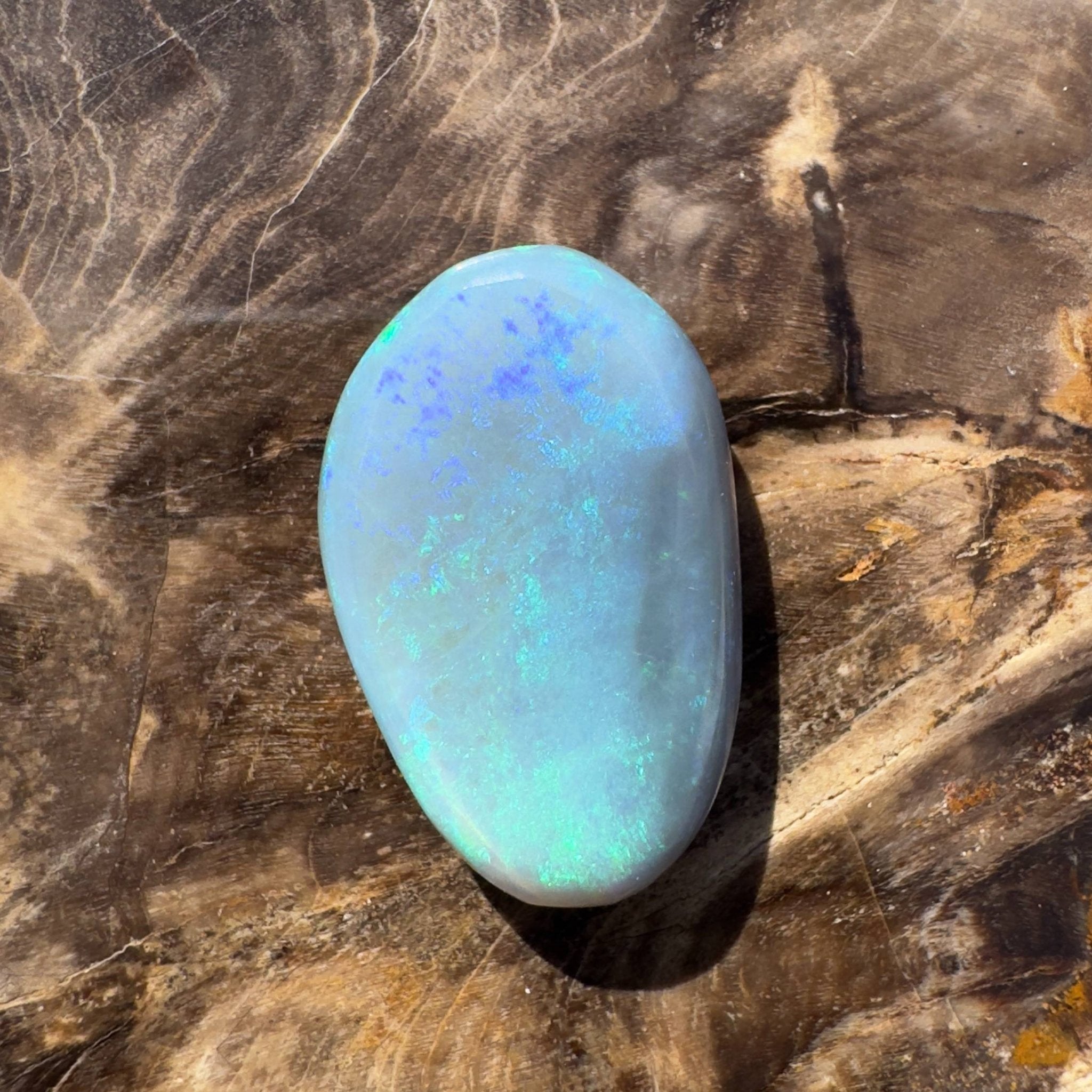 9.7ct Hand - cut Solid Lightning Ridge Semi Black Opal
