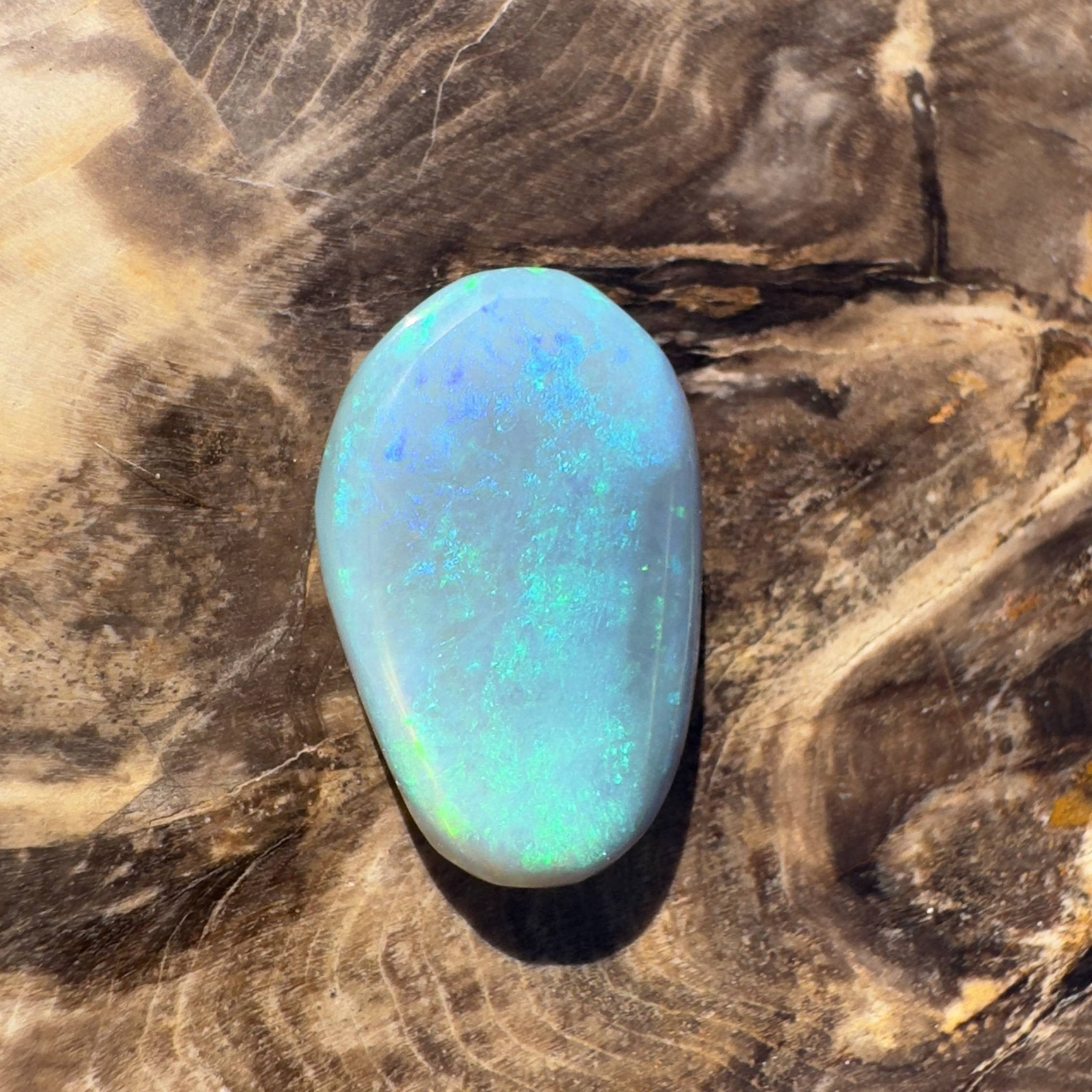 9.7ct Hand - cut Solid Lightning Ridge Semi Black Opal