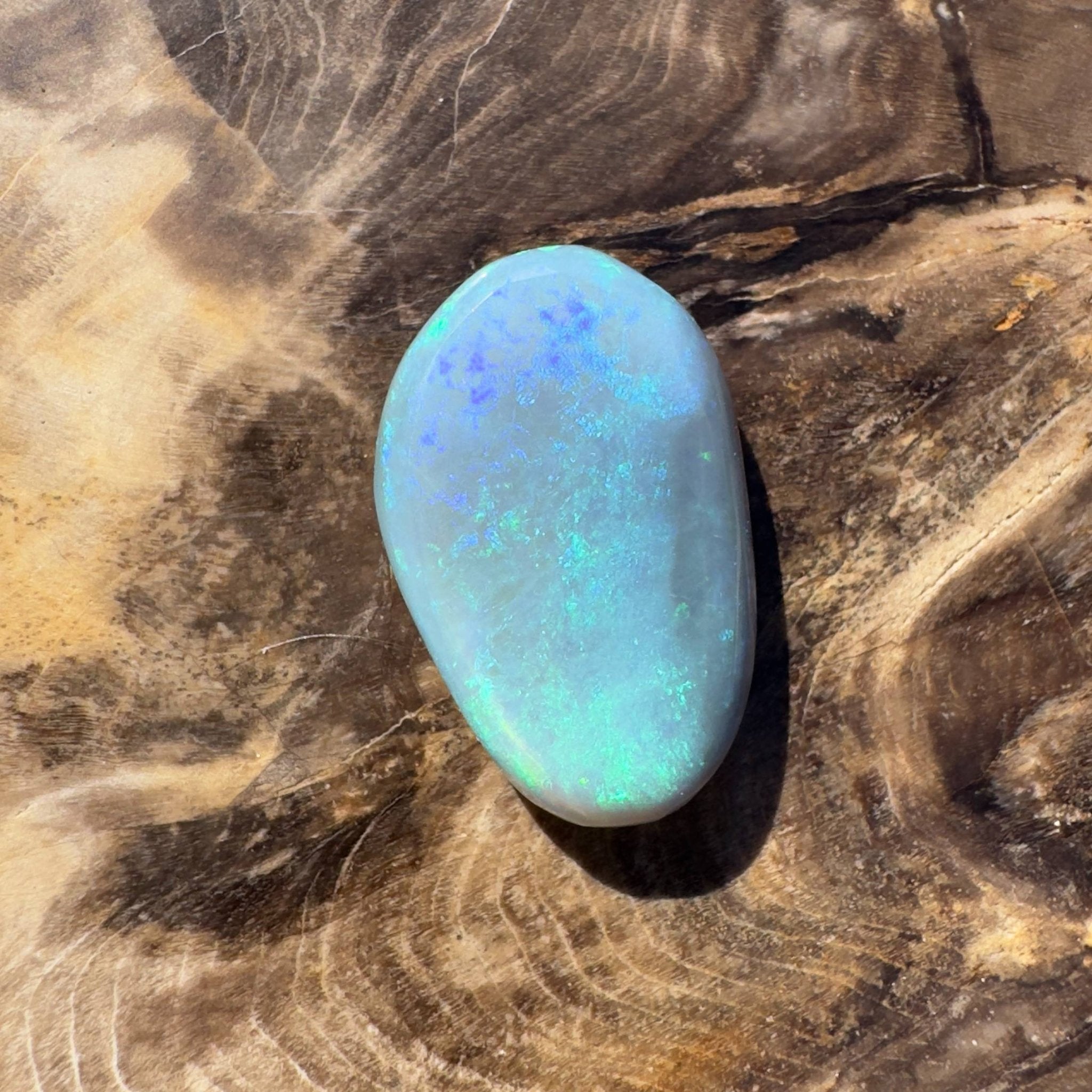9.7ct Hand - cut Solid Lightning Ridge Semi Black Opal