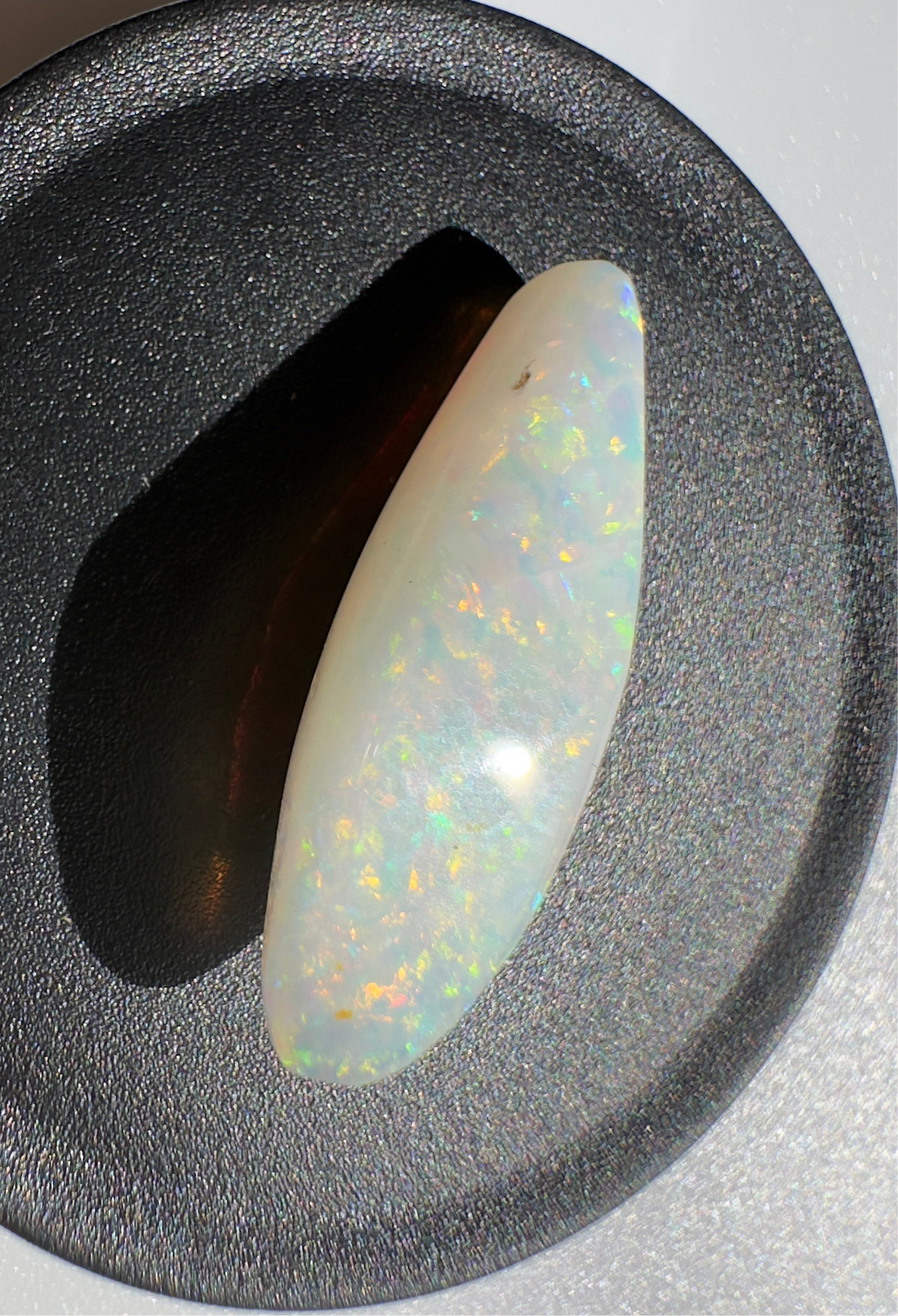 Australian Coober Pedy Opal 4.6carat Solid Hand Cut Luxury - Iona Opal Australia