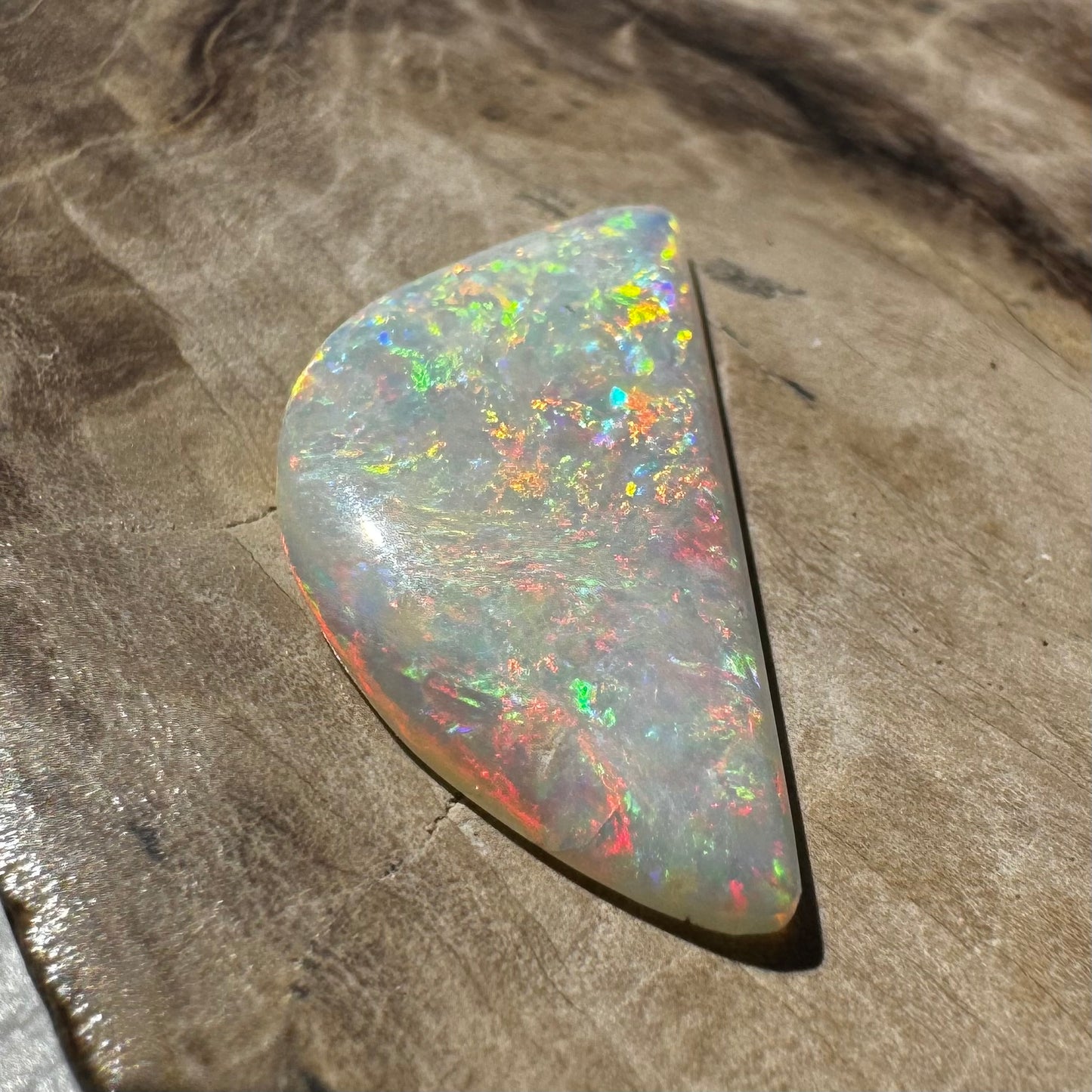 Coober Pedy Opal 3.9carat Solid Hand-Cut Luxury - Iona Opal Australia