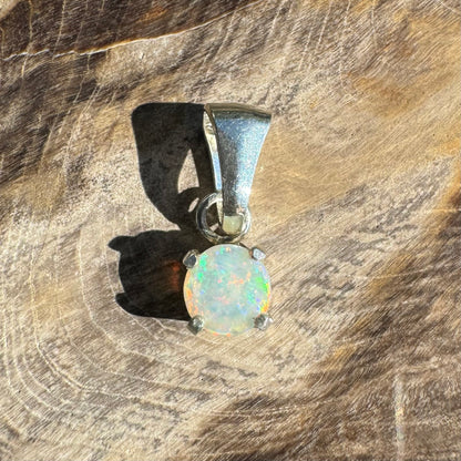 0.2ct Solid Lightning Ridge Opal Sterling Silver Pendant