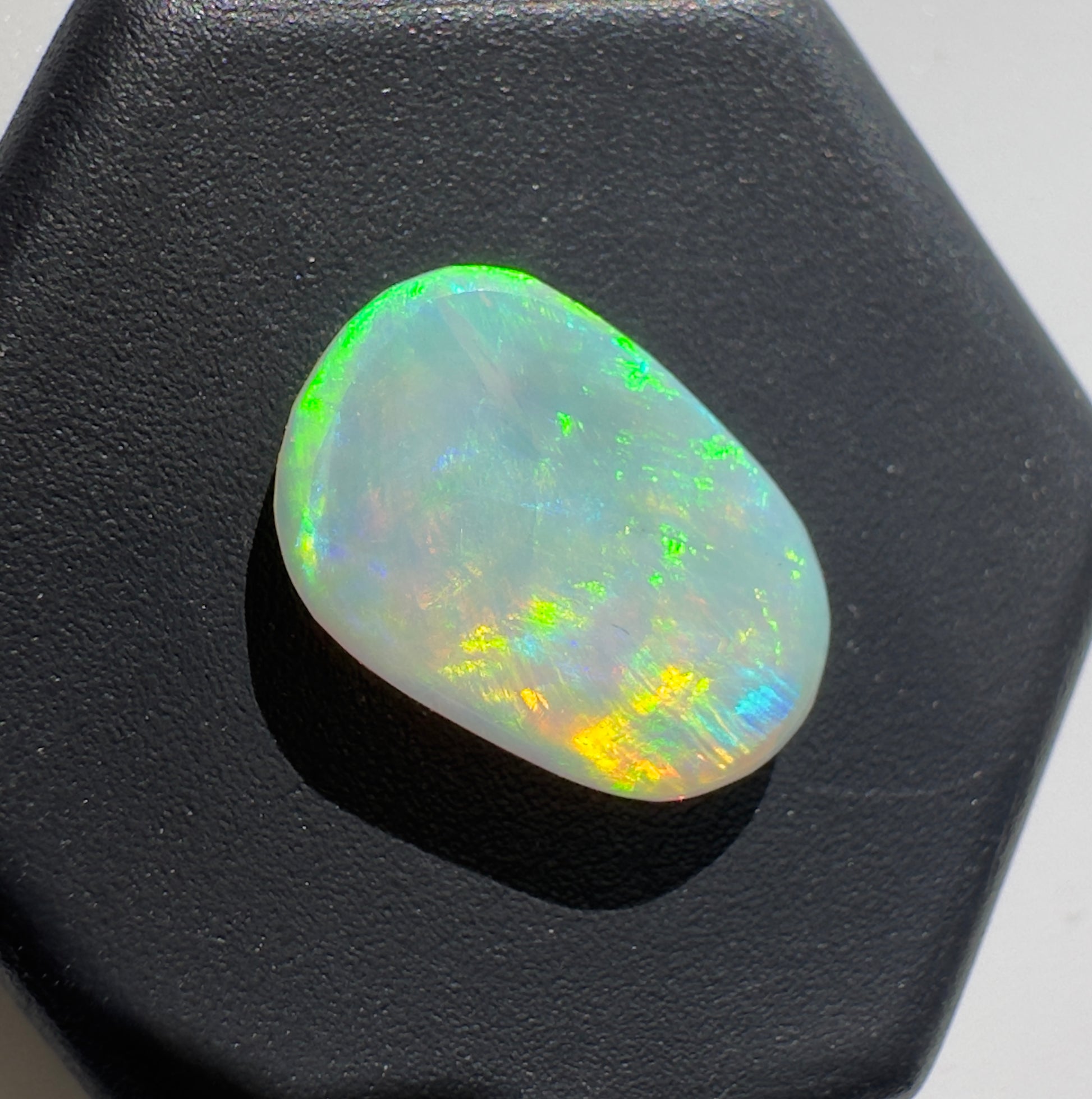 Coober Pedy Opal 1.3carat Solid Hand-Cut - Iona Opal Australia