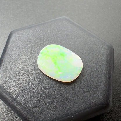 Australian Coober Pedy Opal 0.9carat Solid Hand Cut Luxury - Iona Opal Australia