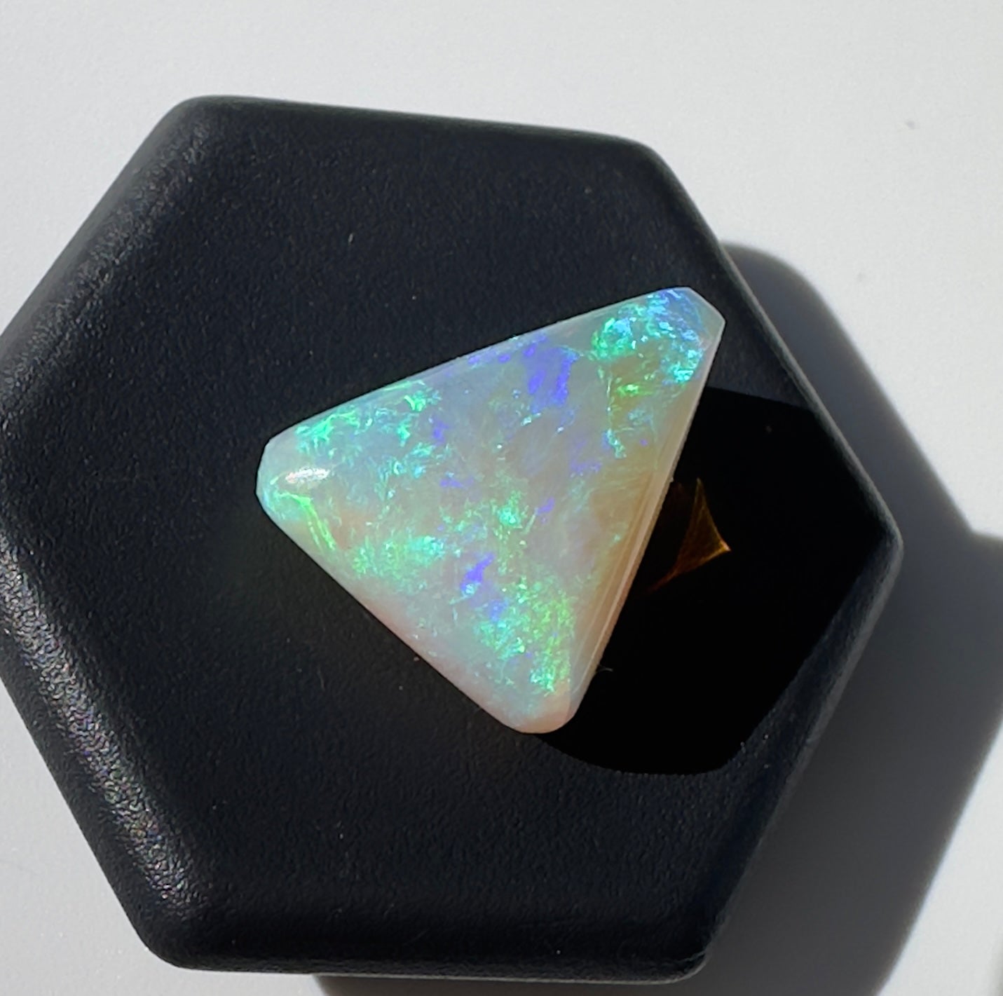 Australian Crystal Crystal Opal 3.7carat Solid Hand Cut Luxury - Iona Opal Australia