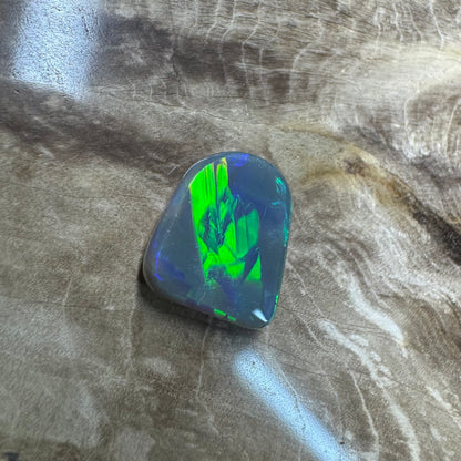 Lightning Ridge Semi Black Opal 3.1carat Solid Hand-Cut