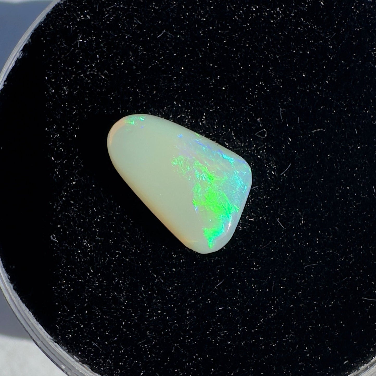 Australian Coober Pedy Crystal Opal 1.4carat Solid Hand Cut Luxury - Iona Opal Australia