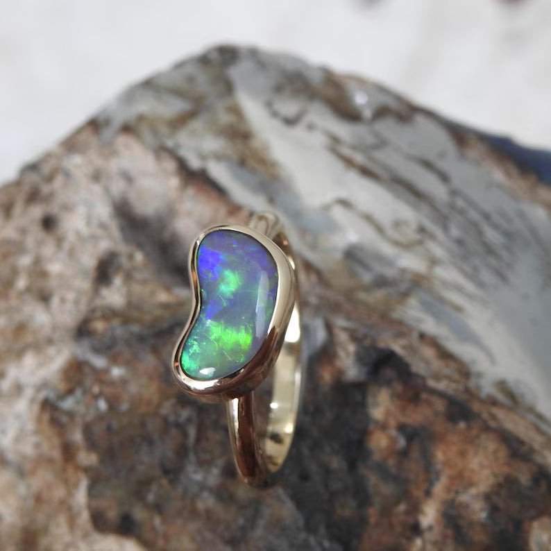 Island Bluefire ~ 1.5ct Solid Lightning Ridge Semi Black Opal 9ct Solid Yellow Gold Ring