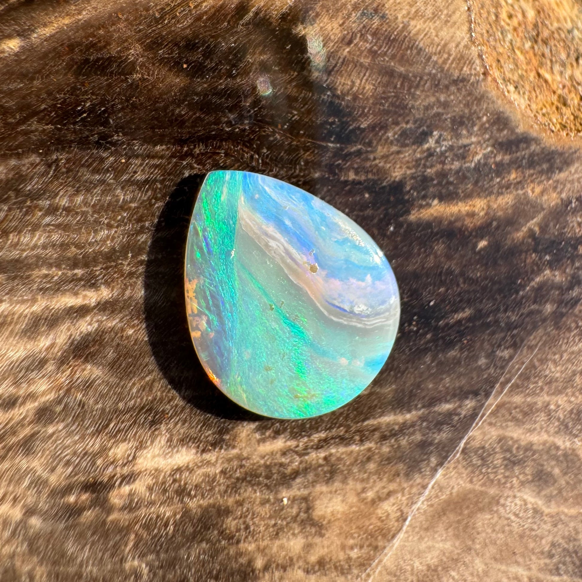 0.6carat Hand-Cut Solid Lightning Ridge Semi Black Opal - Iona Opal Australia