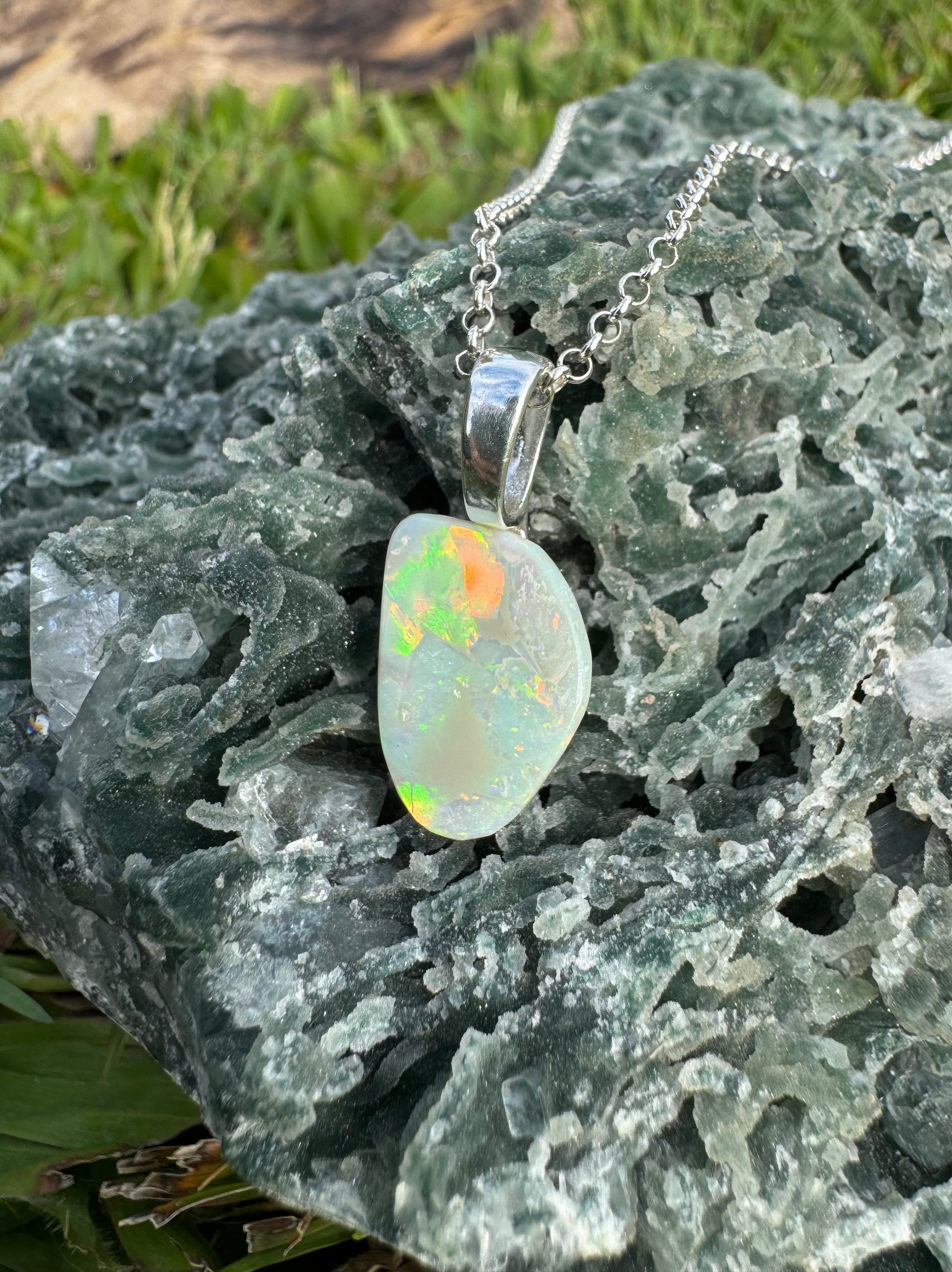 'Sunset Horizon' ~ Handcrafted 3.7ct Solid Lightning Ridge Opal Sterling Silver Pendant Necklace - Iona Opal Australia