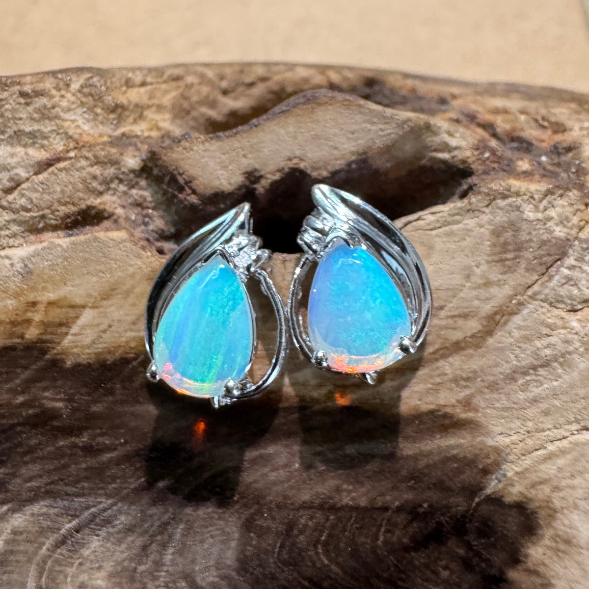 1ct Coober Pedy Crystal Opal Stud Earrings ~ 'Lake McKenzie Blue' | 925 Sterling Silver | Solid Australian Opal