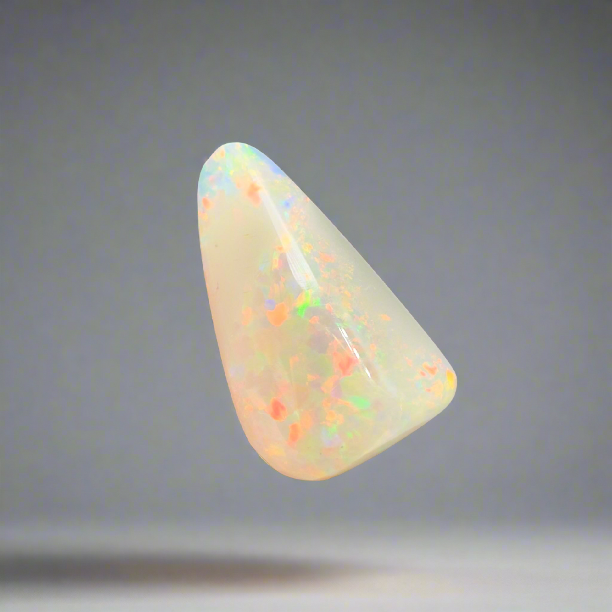 Lightning Ridge White Opal 3.2carat Solid Hand-Cut Luxury