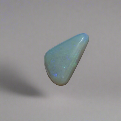 Lightning Ridge Opal 4.1carat Solid Hand-Cut Luxury