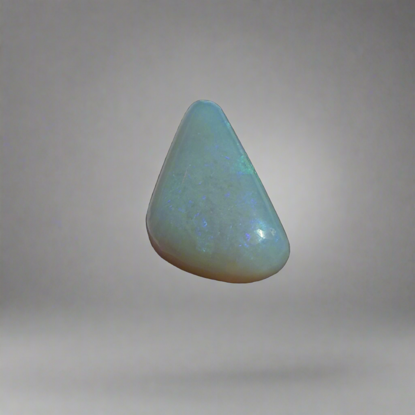 Lightning Ridge Opal 4.1carat Solid Hand-Cut Luxury