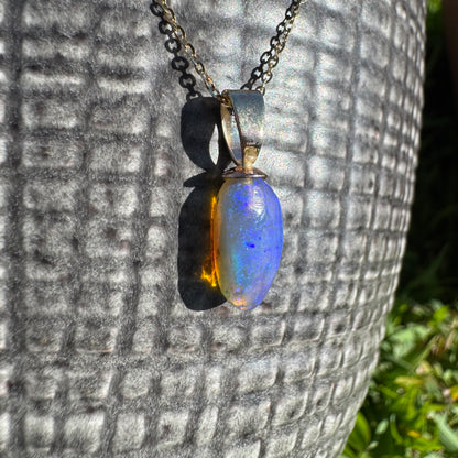 'Airlie Waters' ~ Handcrafted 9ct Solid Gold 2ct Lightning Ridge Opal Pendant