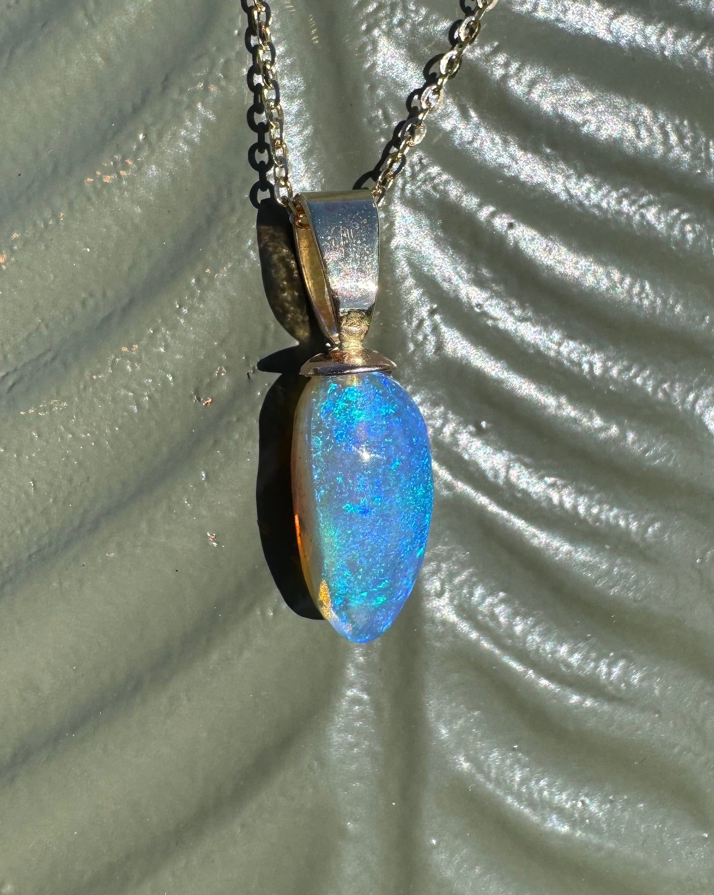 'Airlie Waters' ~ Handcrafted 9ct Solid Gold 2ct Lightning Ridge Opal Pendant