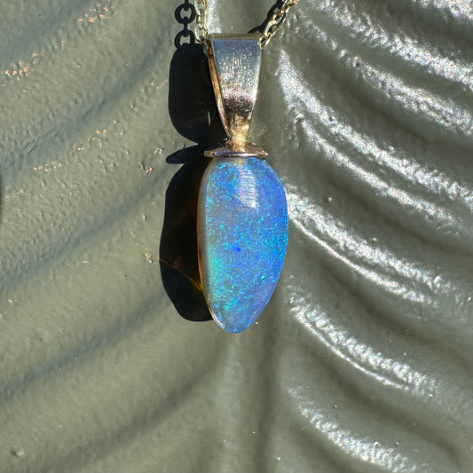 'Airlie Waters' ~ Handcrafted 9ct Solid Gold 2ct Lightning Ridge Opal Pendant