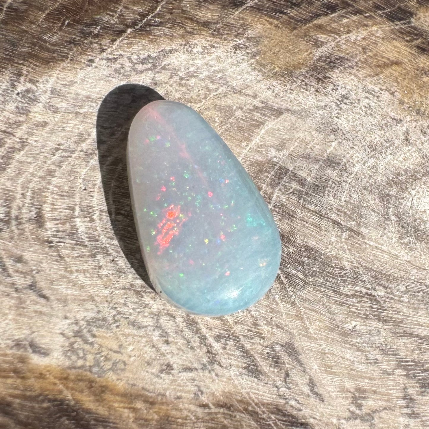 Lightning Ridge Opal 0.8carat Solid Hand-Cut