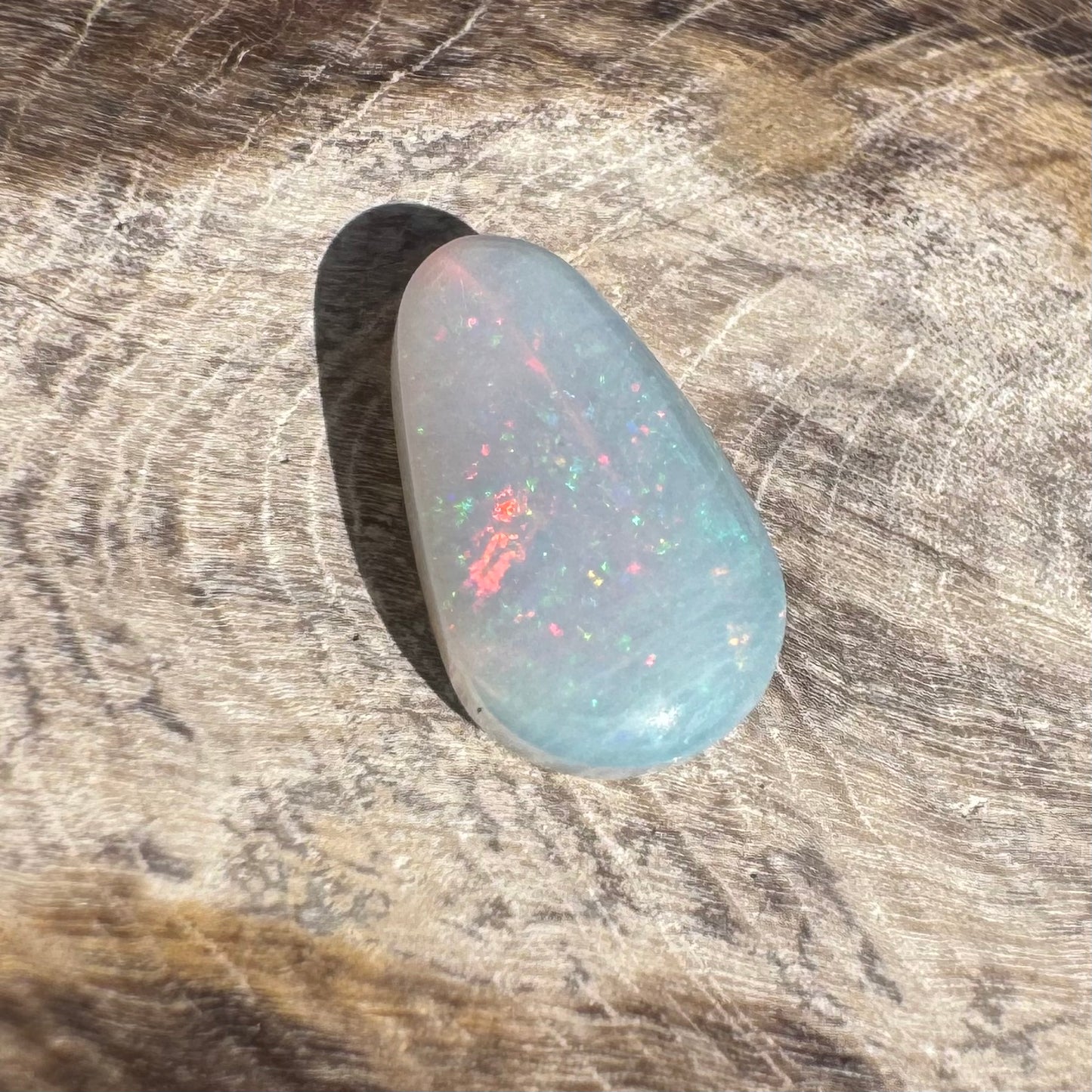 Lightning Ridge Opal 0.8carat Solid Hand-Cut