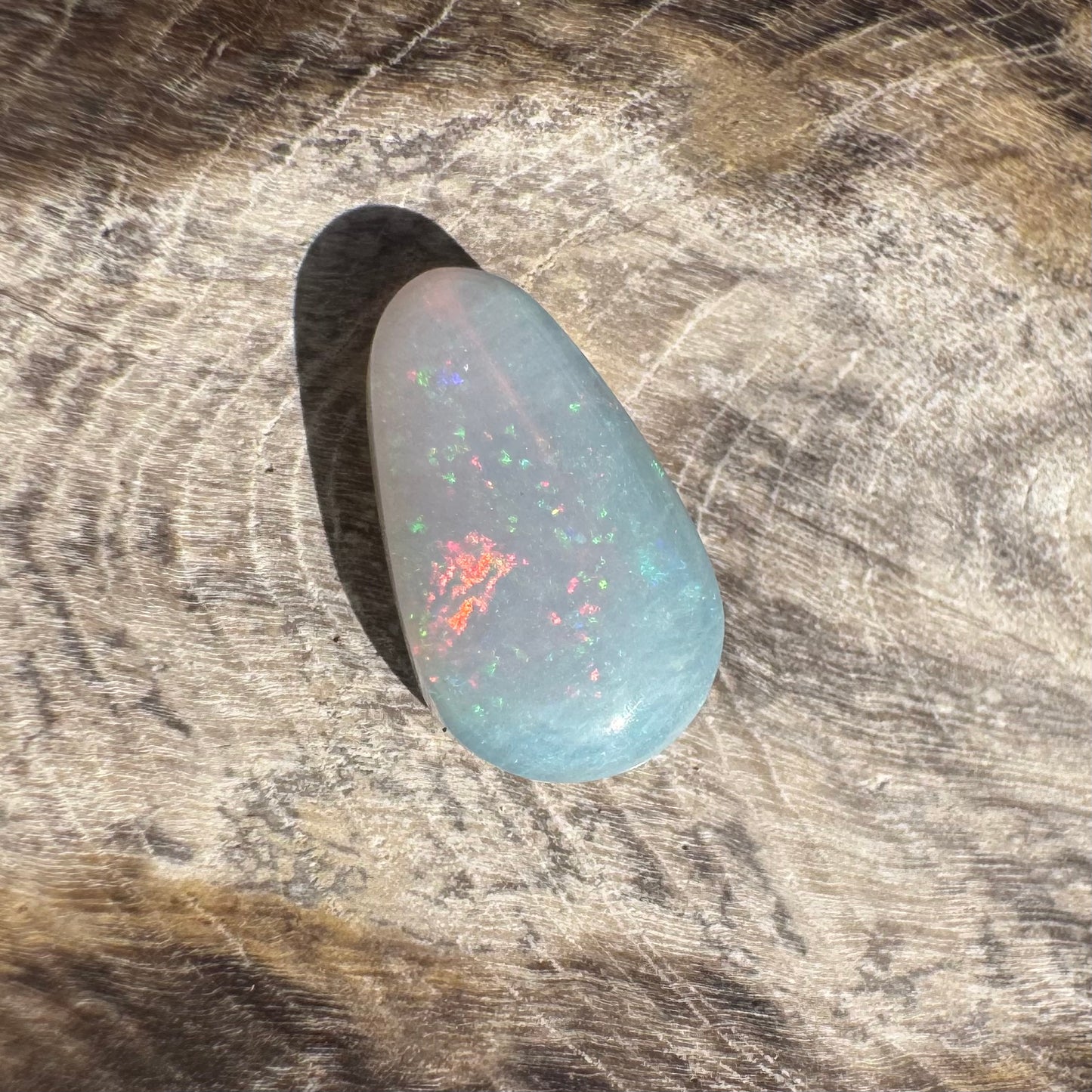 Lightning Ridge Opal 0.8carat Solid Hand-Cut