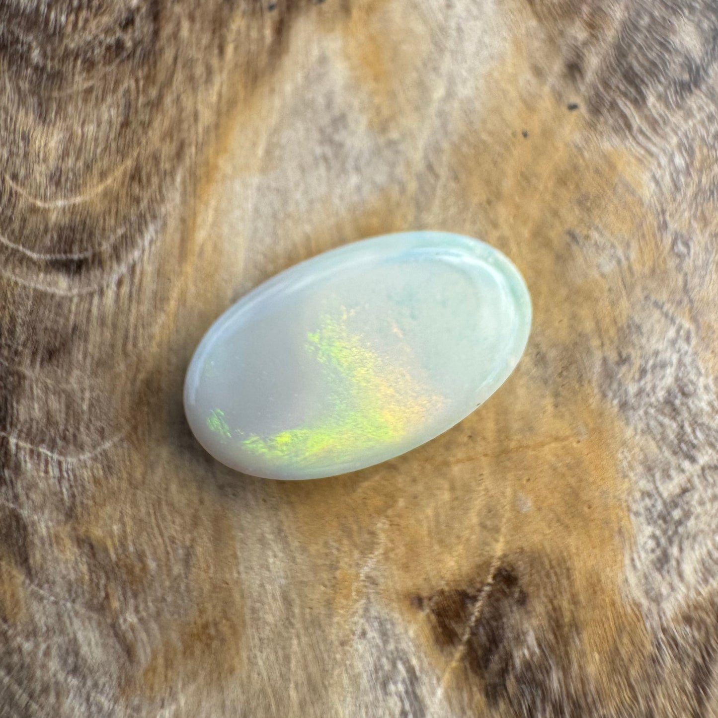 Lightning Ridge Opal 0.7carat Solid Hand-Cut