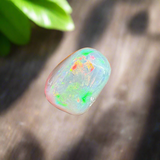 Hand-Cut Solid Lightning Ridge Opal 2.4carat