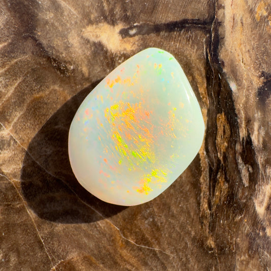 Hand-Cut Solid Lightning Ridge Opal 2.9carat