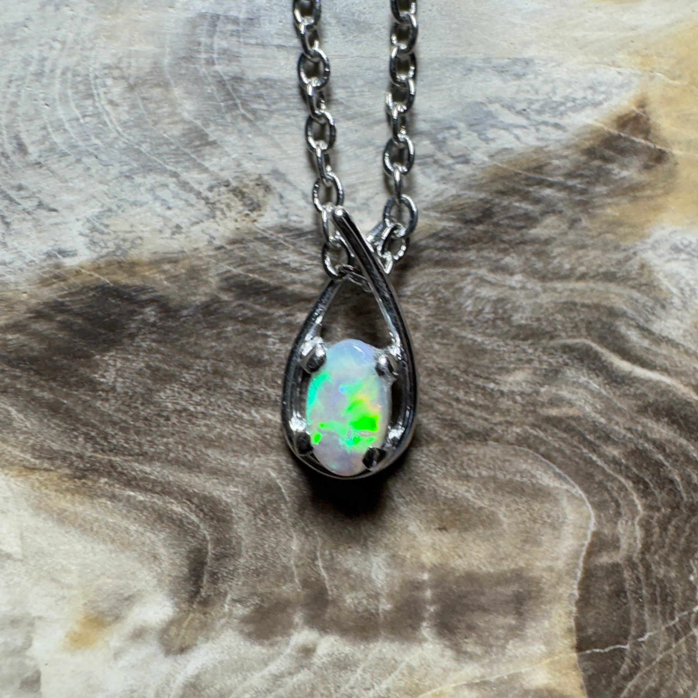 Outback Glimmer ~ 0.3ct Lightning Ridge Crystal Opal 18ct White Gold Pendant