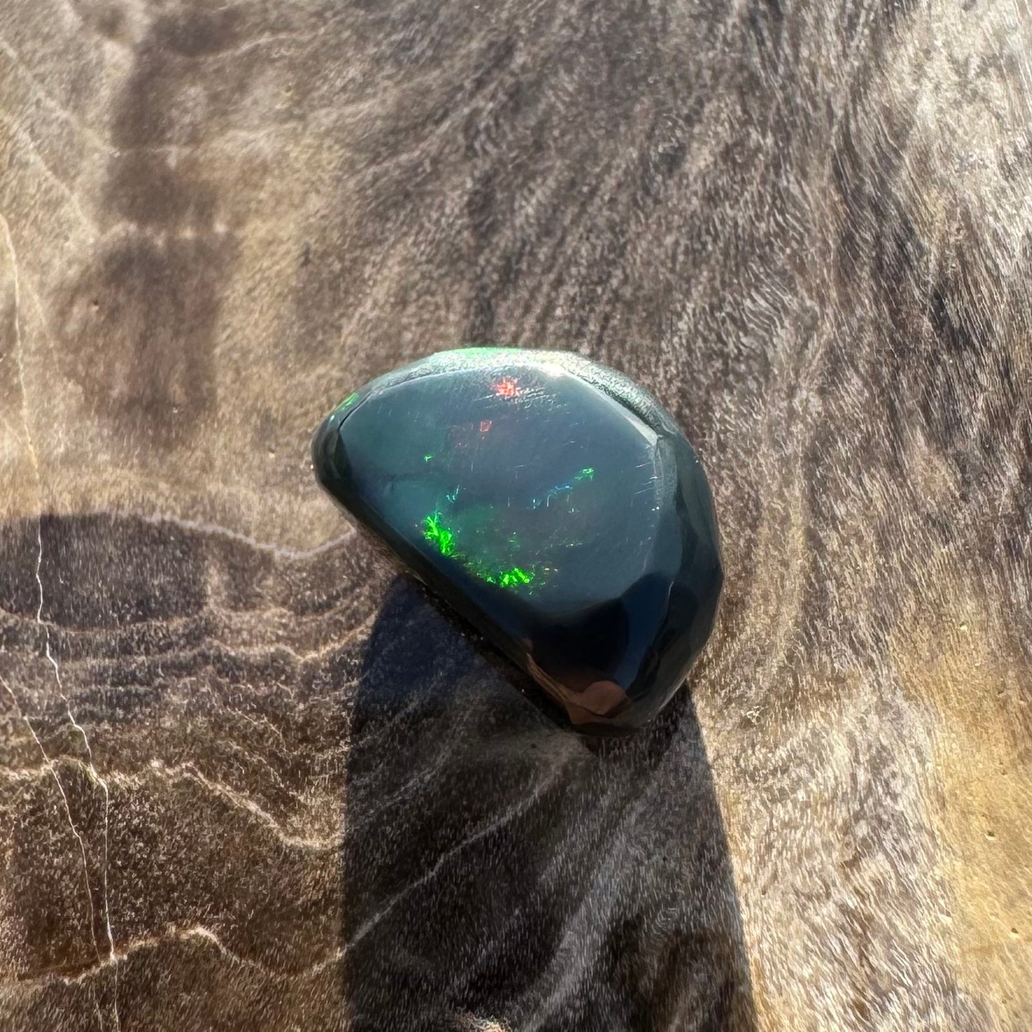 Lightning Ridge Black Opal 1.8carat Solid Hand-Cut - Iona Opal Australia