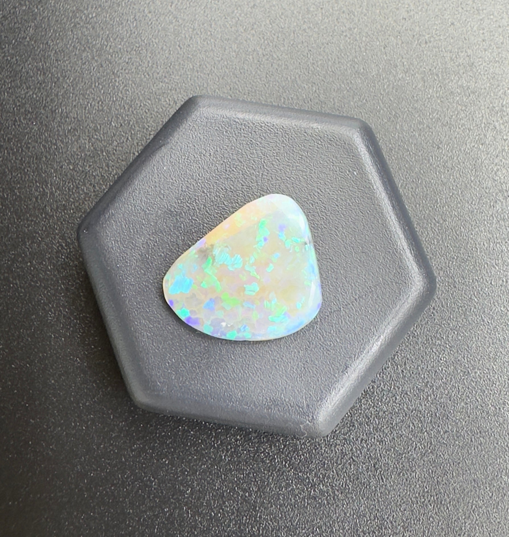 Australian Lightning Ridge Crystal Opal 2.0carat Solid Hand Cut Luxury - Iona Opal Australia