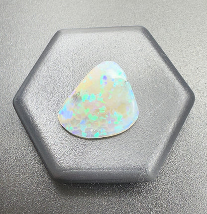 Australian Lightning Ridge Crystal Opal 2.0carat Solid Hand Cut Luxury - Iona Opal Australia