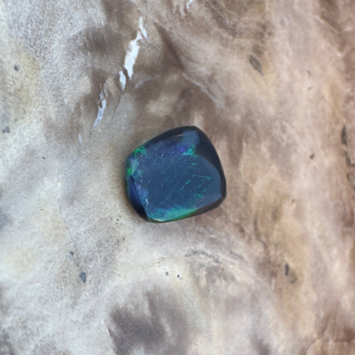 Lightning Ridge Black Opal 0.8carat Solid Hand-Cut - Iona Opal Australia