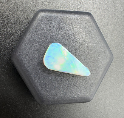 Australian Lightning Ridge Opal 1.1carat Solid Hand Cut Luxury - Iona Opal Australia